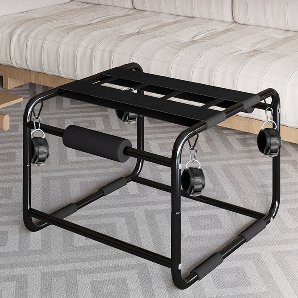 Full-frame bouncing chair with adjustable straps and anti-slip foam